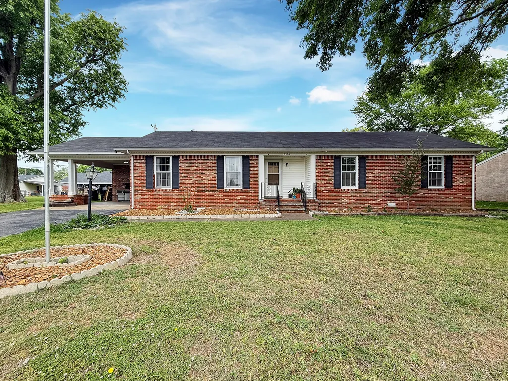 1506 Belmont Drive Murray KY 42071