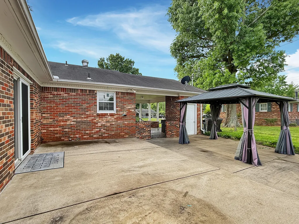 1506 Belmont Drive Murray KY 42071
