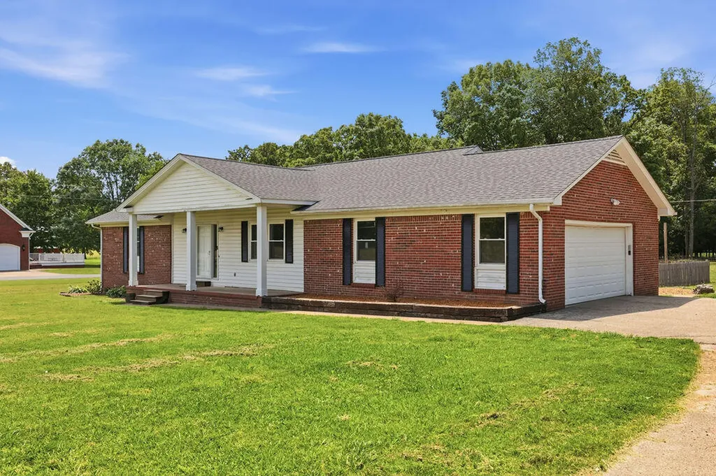 391 Ezell Road Murray KY 42071