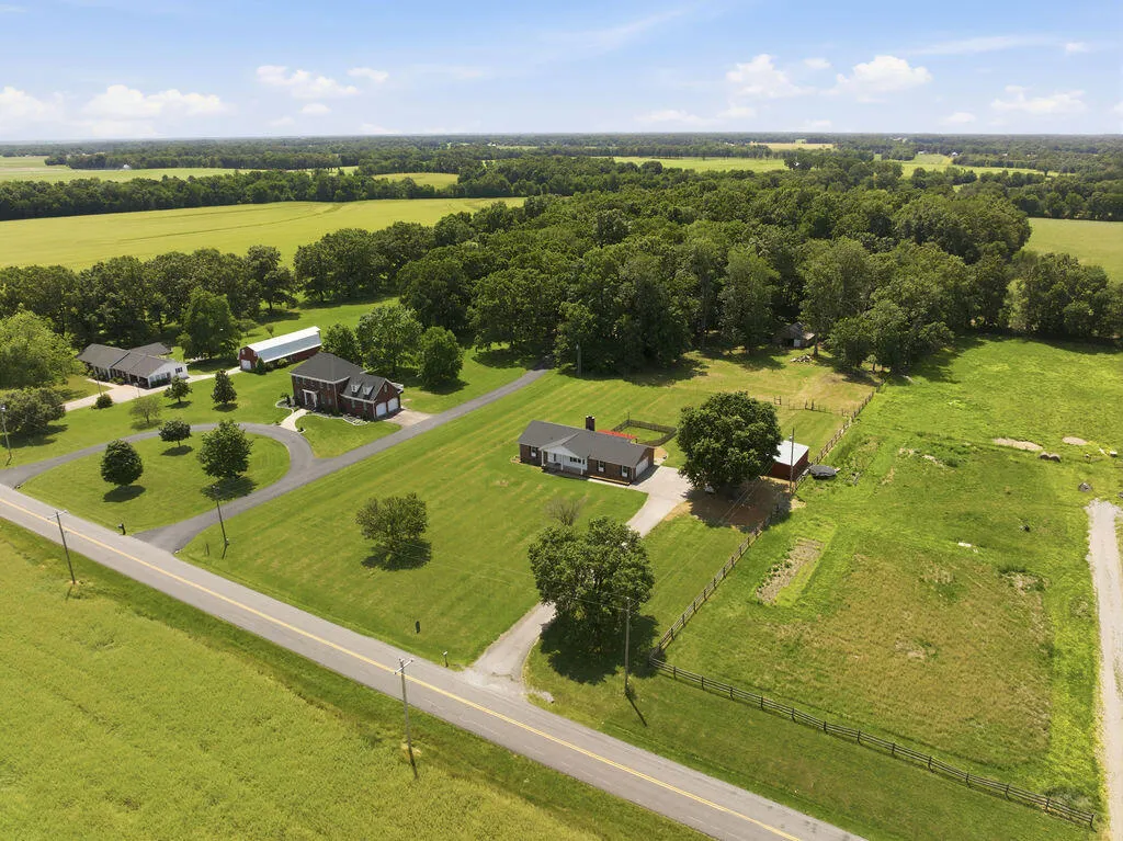 391 Ezell Road Murray KY 42071