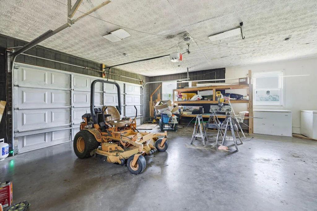 391 Ezell Road Murray KY 42071