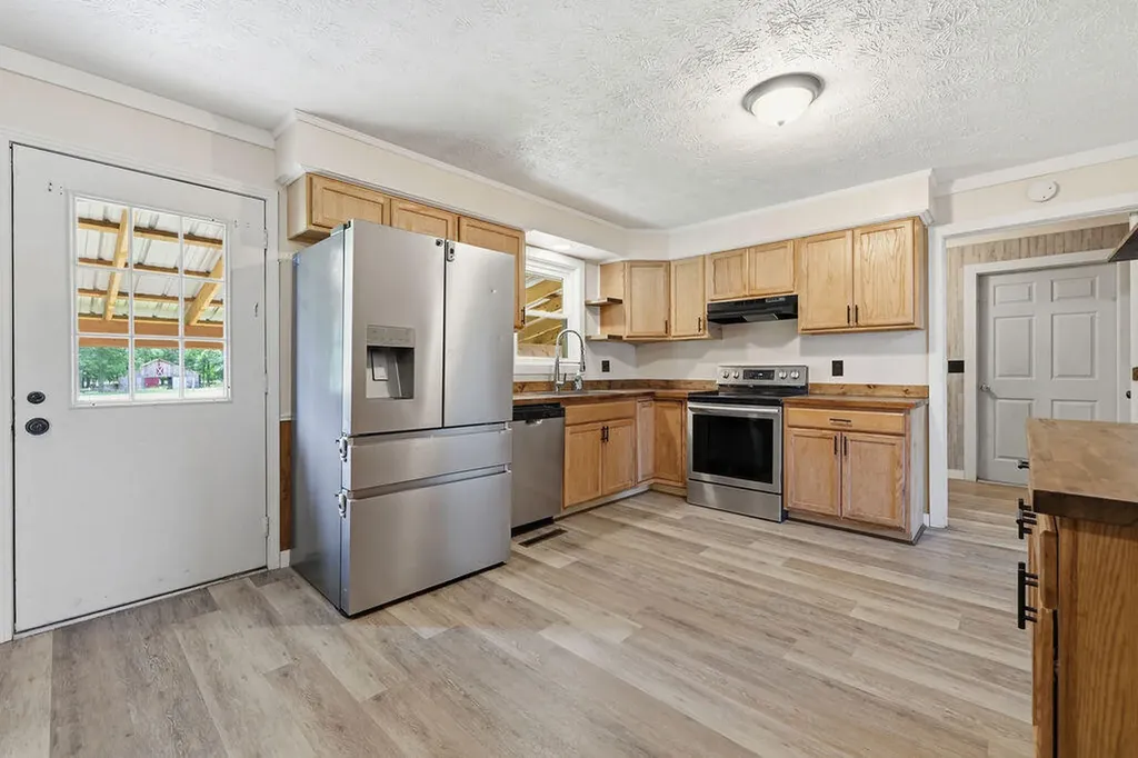 391 Ezell Road Murray KY 42071