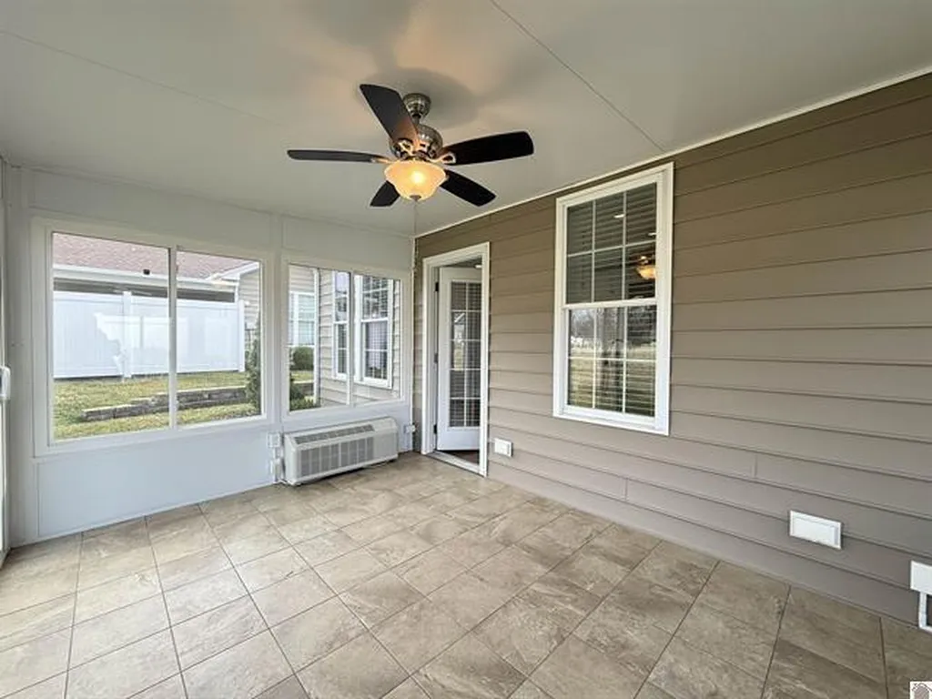 407 Villa Ridge Drive Paducah KY 42003