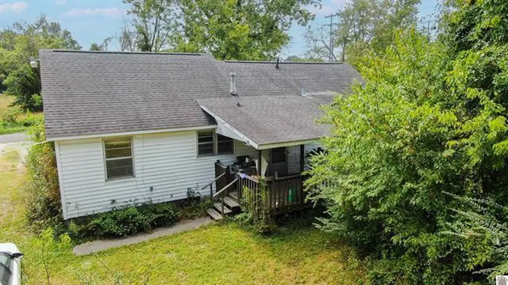 4231 Hansen Road Paducah KY 42001
