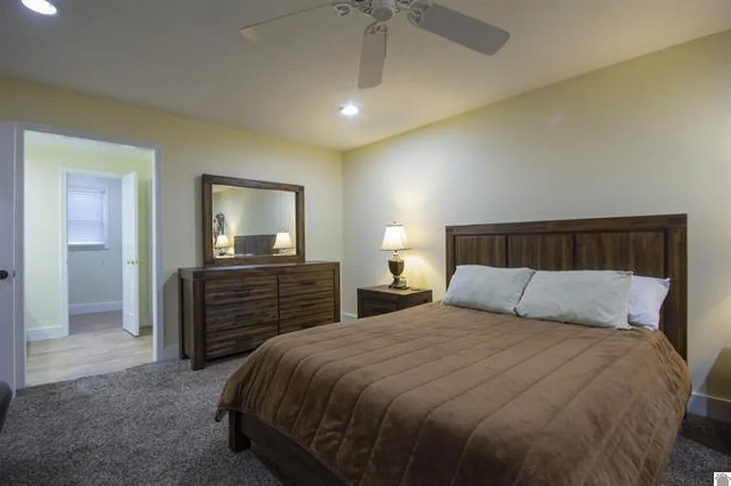 192 Deer Path Lane Paducah KY 42001