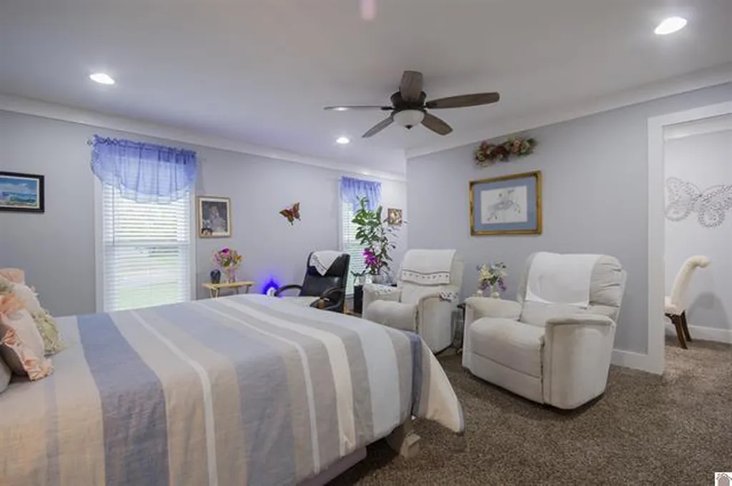192 Deer Path Lane Paducah KY 42001