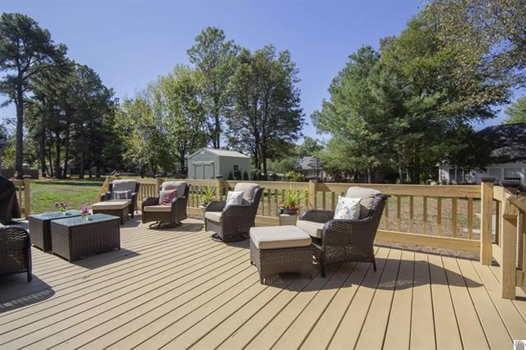 192 Deer Path Lane Paducah KY 42001