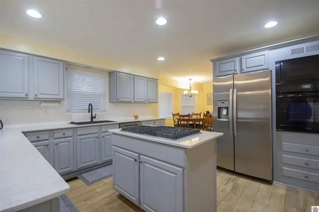192 Deer Path Lane Paducah KY 42001
