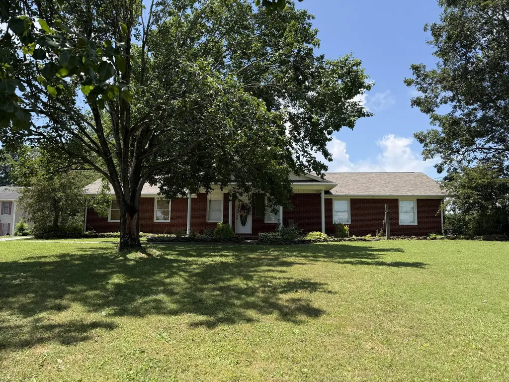 1401 Old Whitley Road London KY 40744