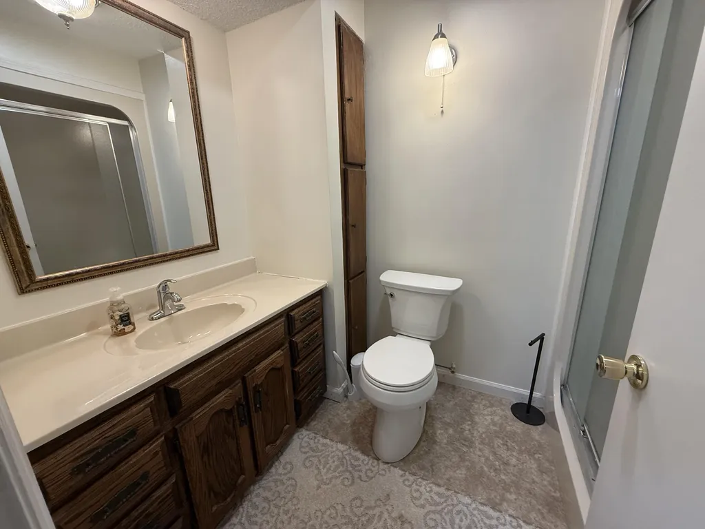 1401 Old Whitley Road London KY 40744