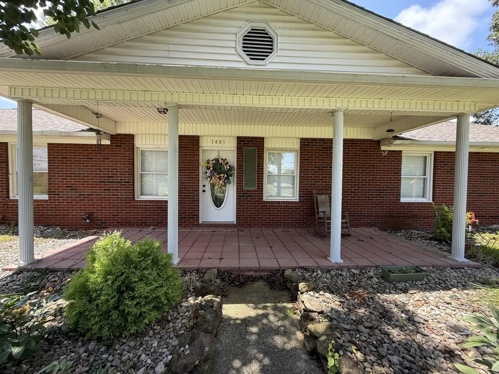 1401 Old Whitley Road London KY 40744
