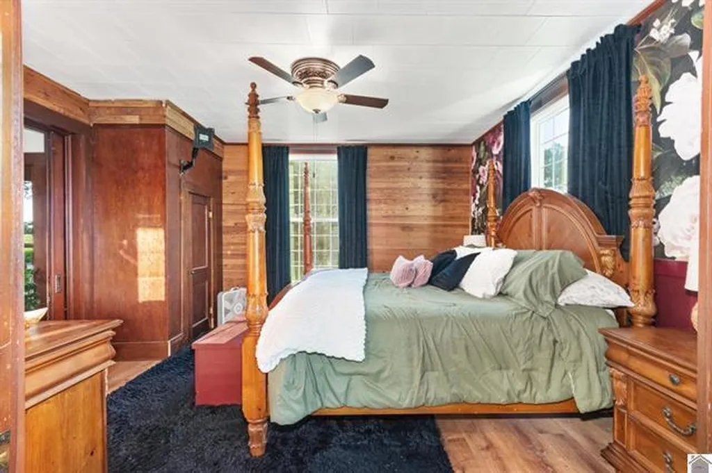 4961 State Route 780 Clinton KY 42031