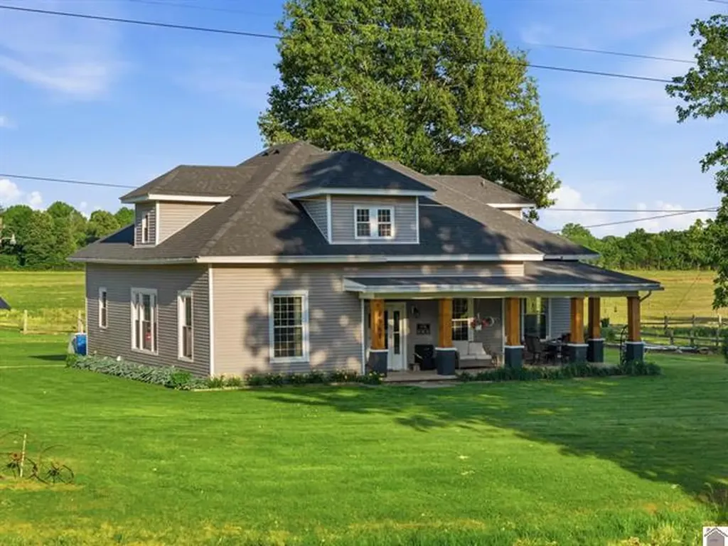 4961 State Route 780 Clinton KY 42031