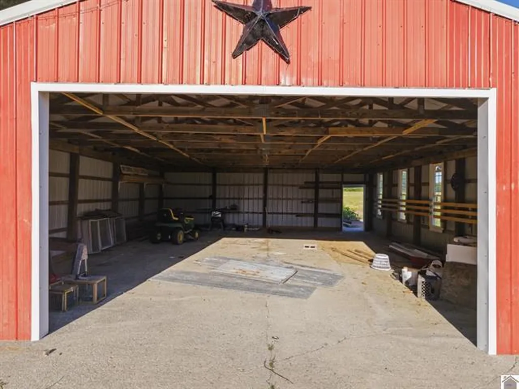 4961 State Route 780 Clinton KY 42031