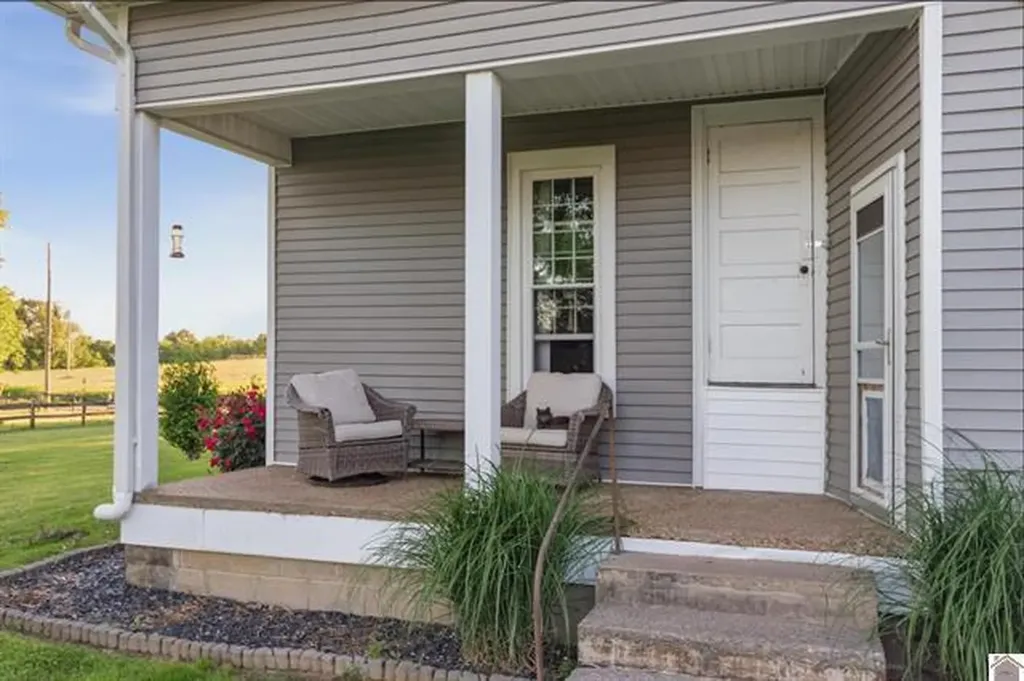 4961 State Route 780 Clinton KY 42031
