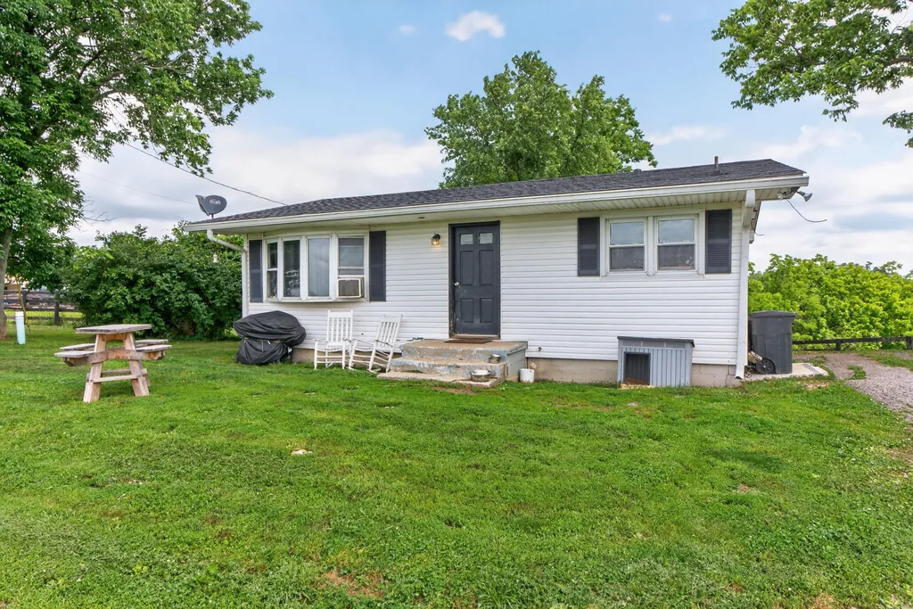 493 Levy Road Paris KY 40361