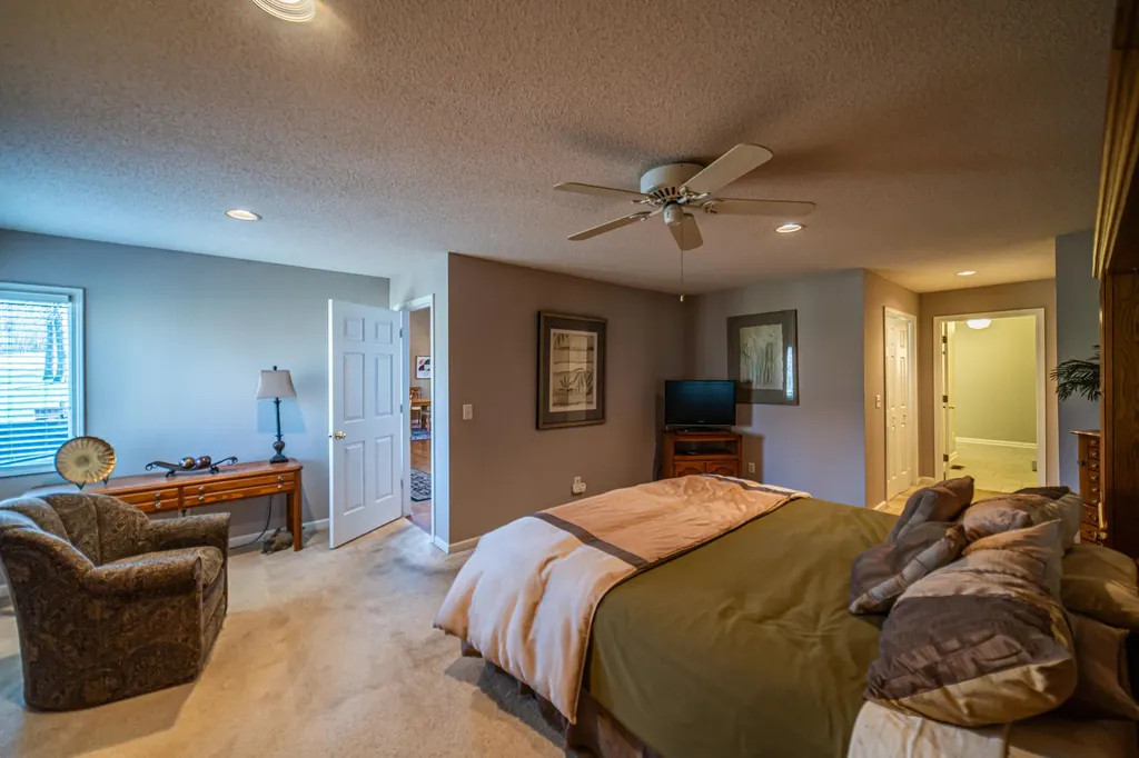 25 Meadow Links Drive Paducah KY 42001