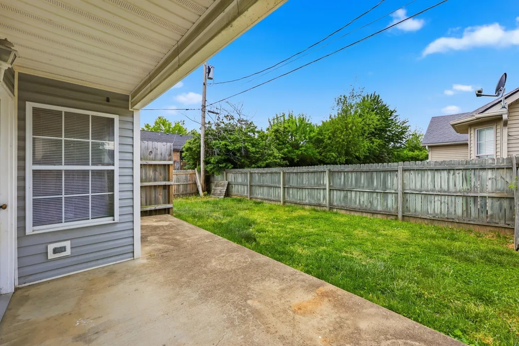 404 Wichita Drive Nicholasville KY 40356