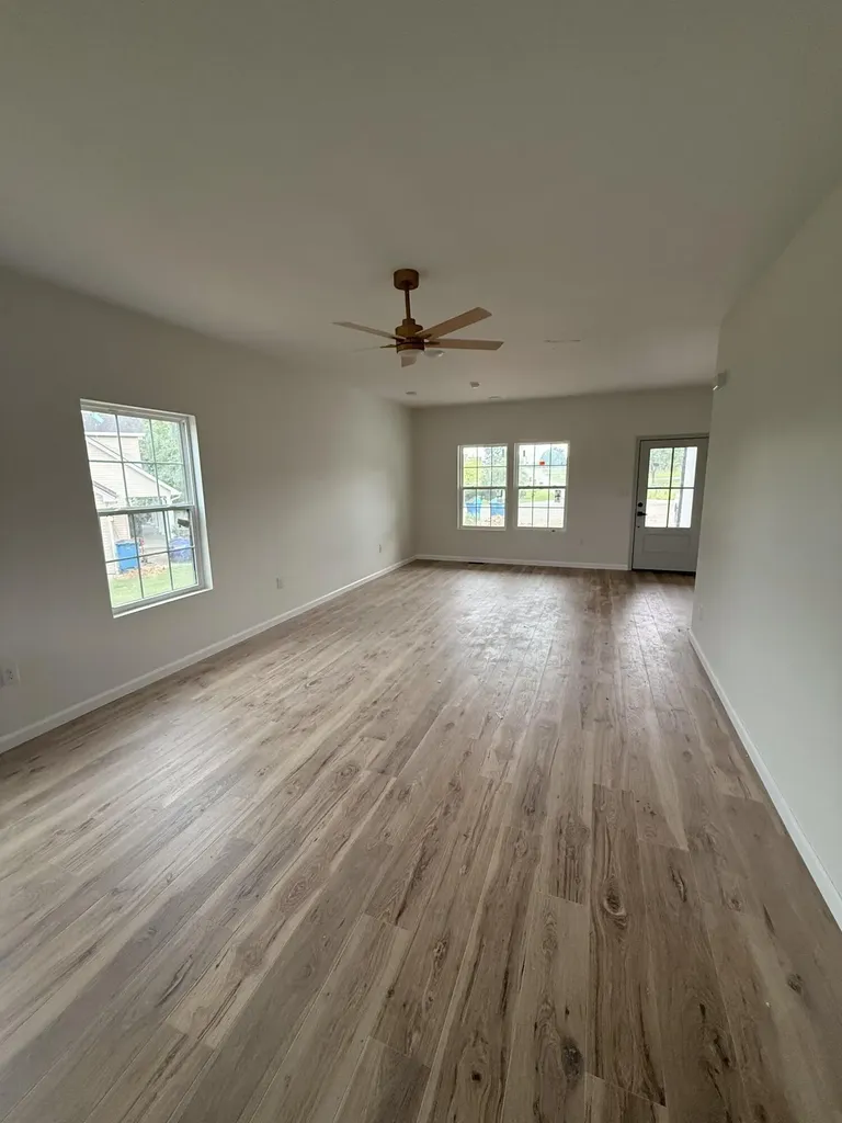 2140 Indian Trail Lawrenceburg KY 40342