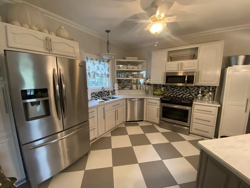 5289 Blue Springs Road Cadiz KY 42211