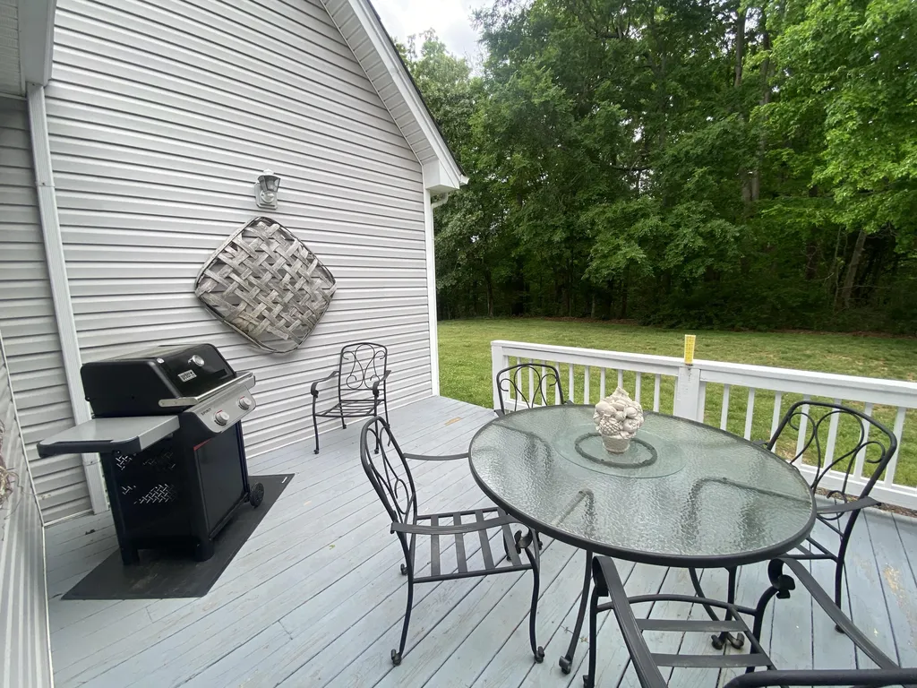 5289 Blue Springs Road Cadiz KY 42211
