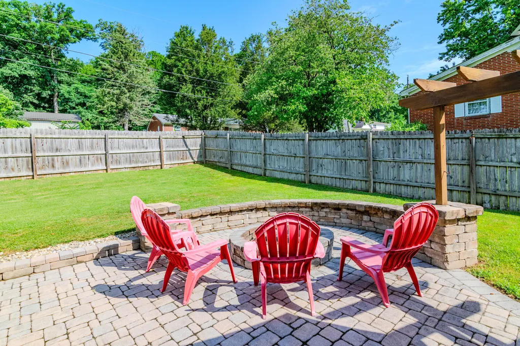 300 Lovell Lane Mt Vernon KY 40456
