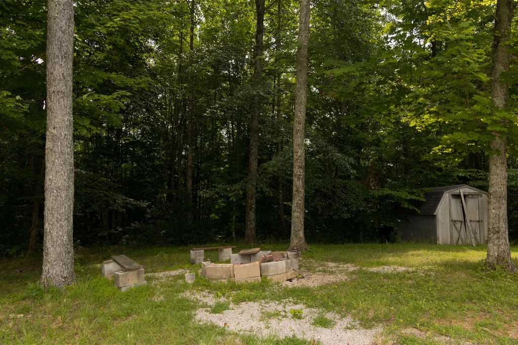 159 Stiltner Lane Frenchburg KY 40322