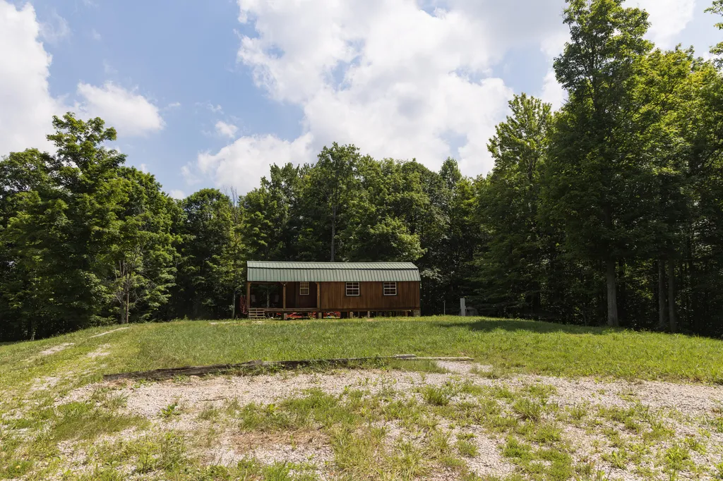 159 Stiltner Lane Frenchburg KY 40322