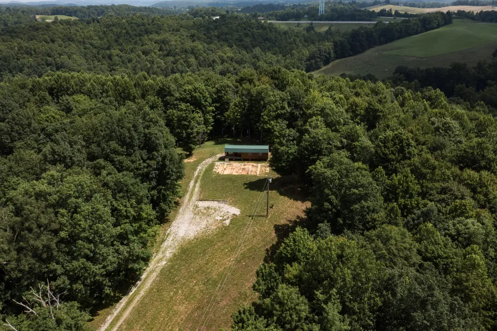 159 Stiltner Lane Frenchburg KY 40322