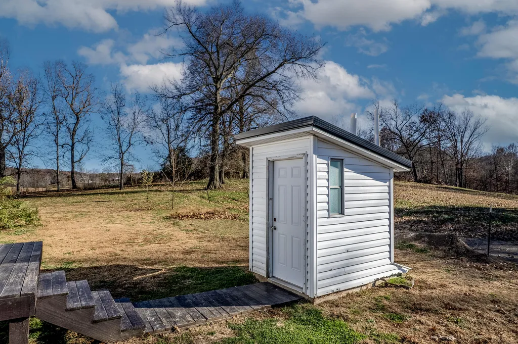 751 Old State Road Owingsville KY 40360