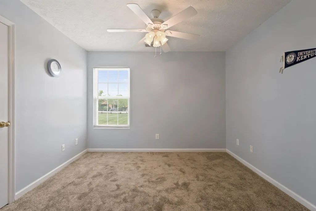215 Charleston Court Frankfort KY 40601