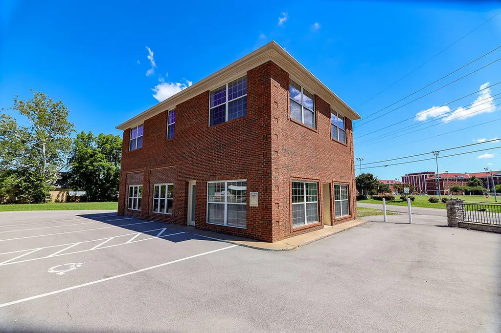 800 Coldwater Road Murray KY 42071
