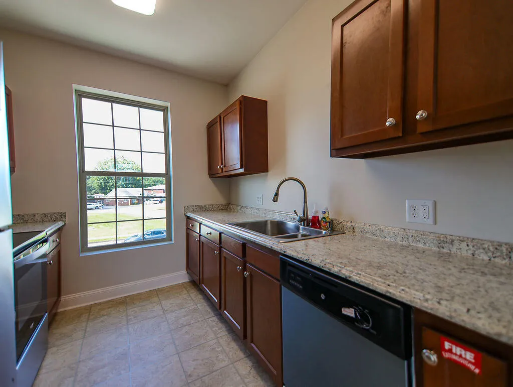 800 Coldwater Road Murray KY 42071
