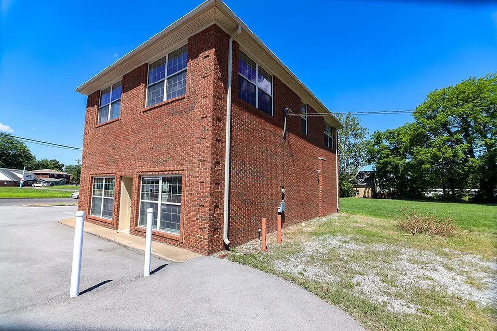 800 Coldwater Road Murray KY 42071