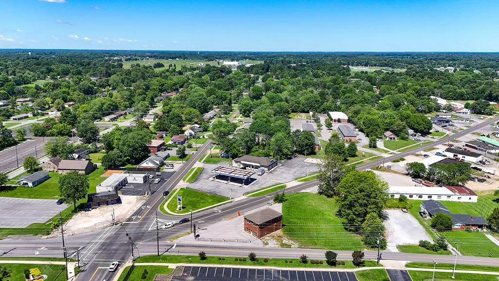 800 Coldwater Road Murray KY 42071
