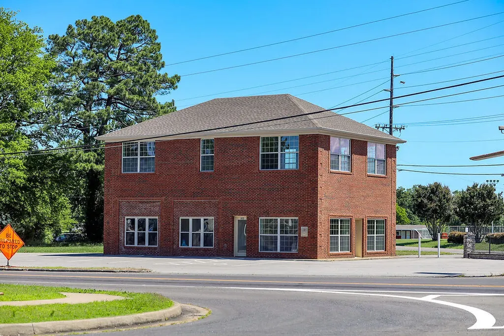 800 Coldwater Road Murray KY 42071