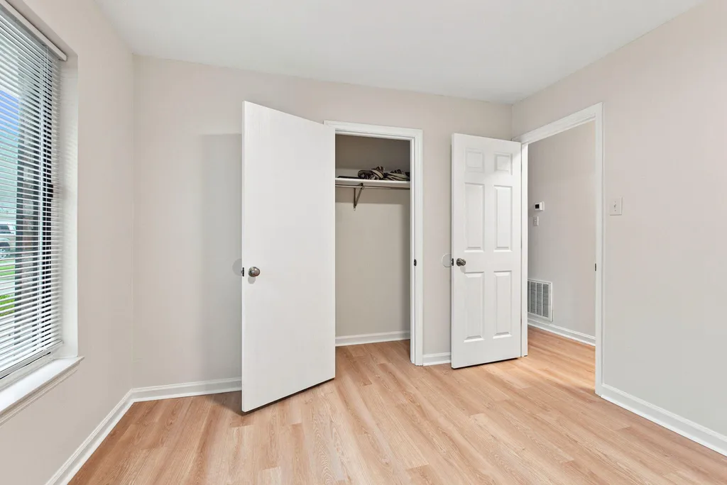 1557 Flora Glen Way Lexington KY 40515