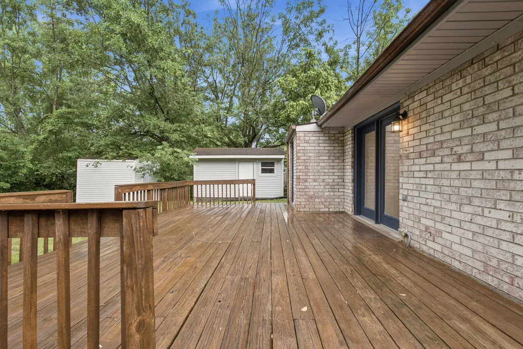 1557 Flora Glen Way Lexington KY 40515