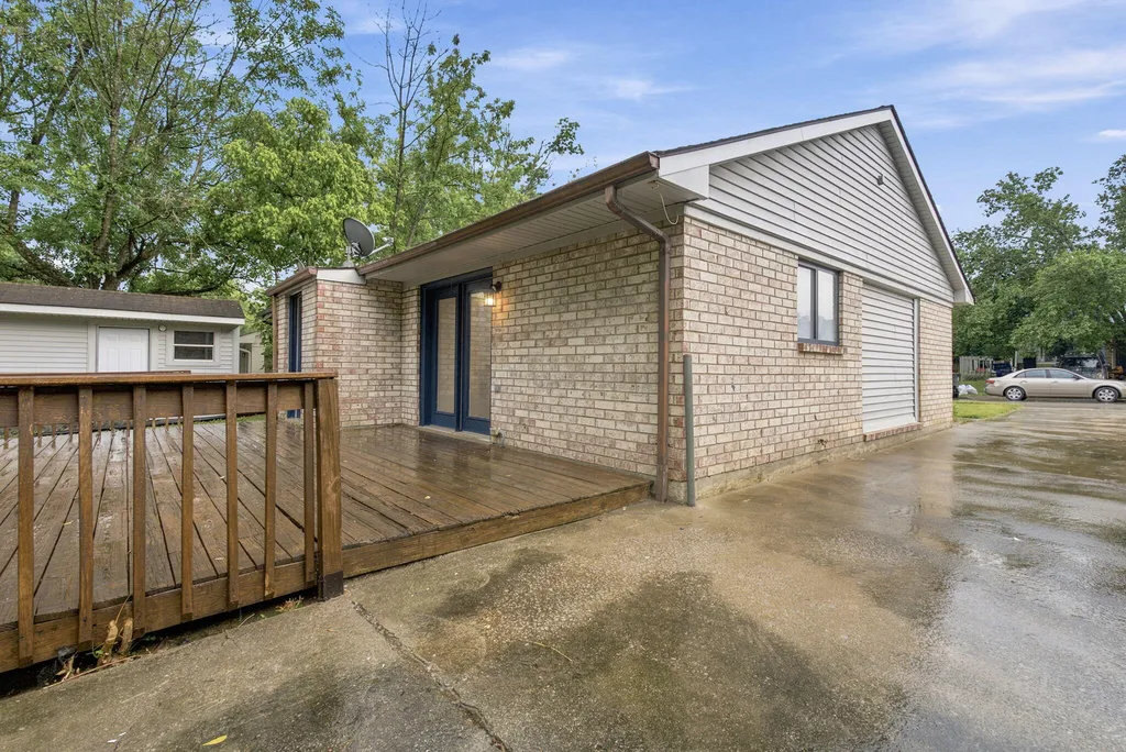 1557 Flora Glen Way Lexington KY 40515