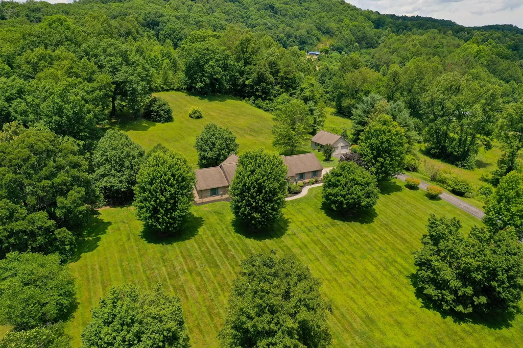 1165 Conley Road London KY 40744