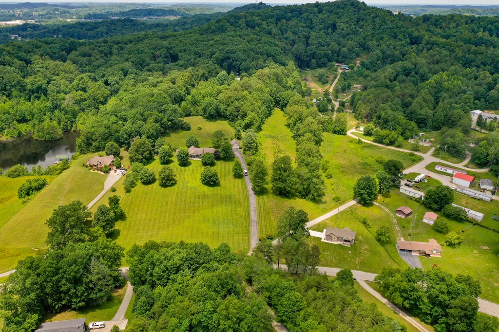 1165 Conley Road London KY 40744