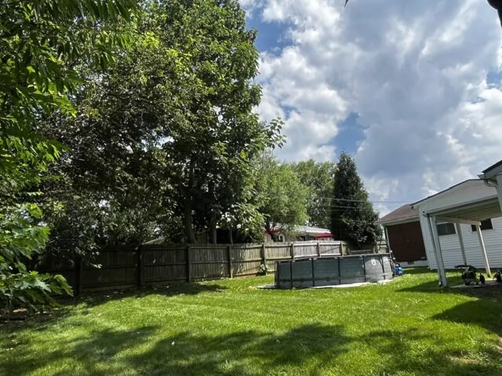 737 Kingston Road Lexington KY 40505