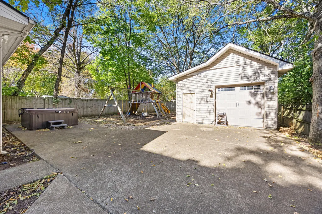 229 Lincoln Avenue Lexington KY 40502