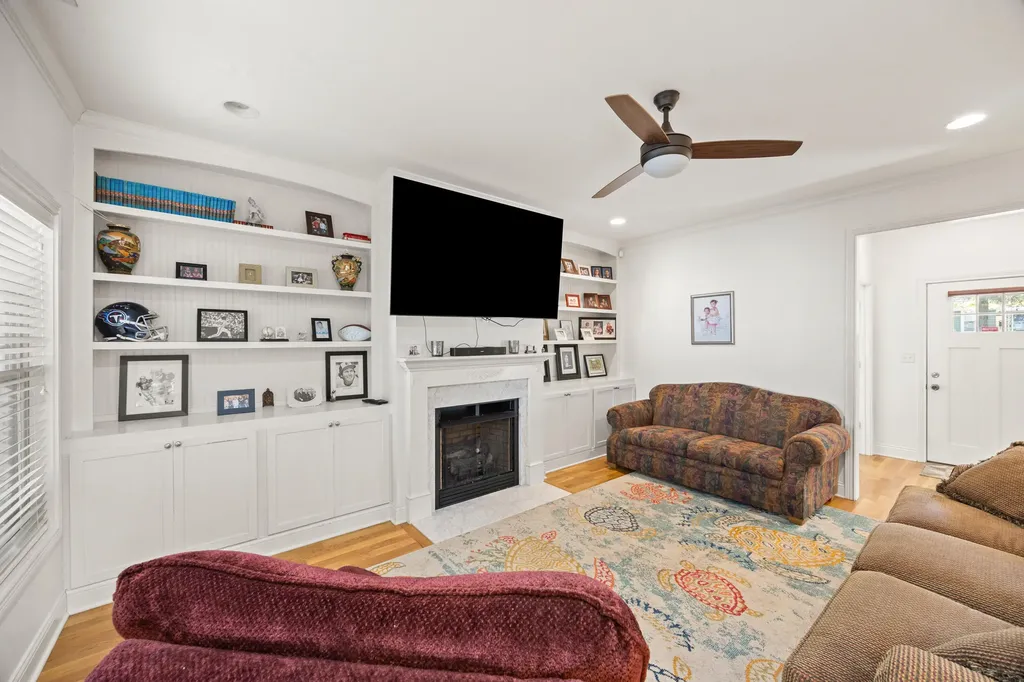 229 Lincoln Avenue Lexington KY 40502