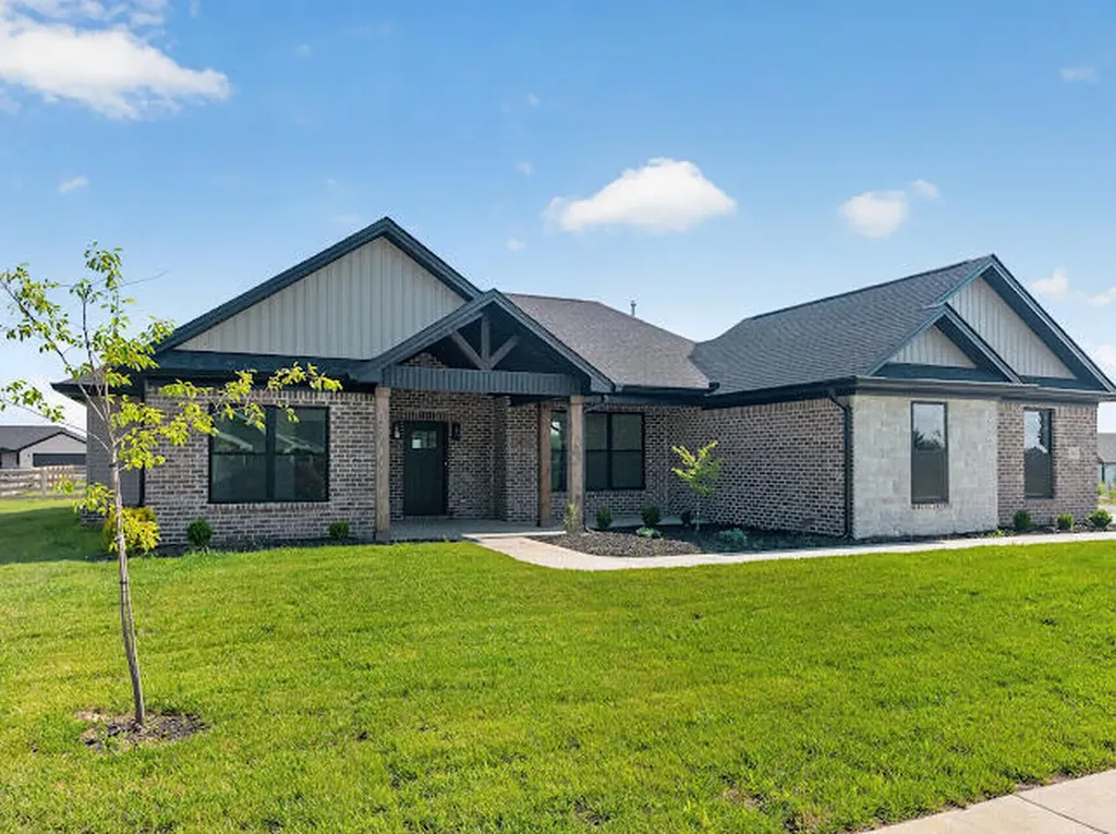 542 Chickasaw Drive Richmond KY 40475