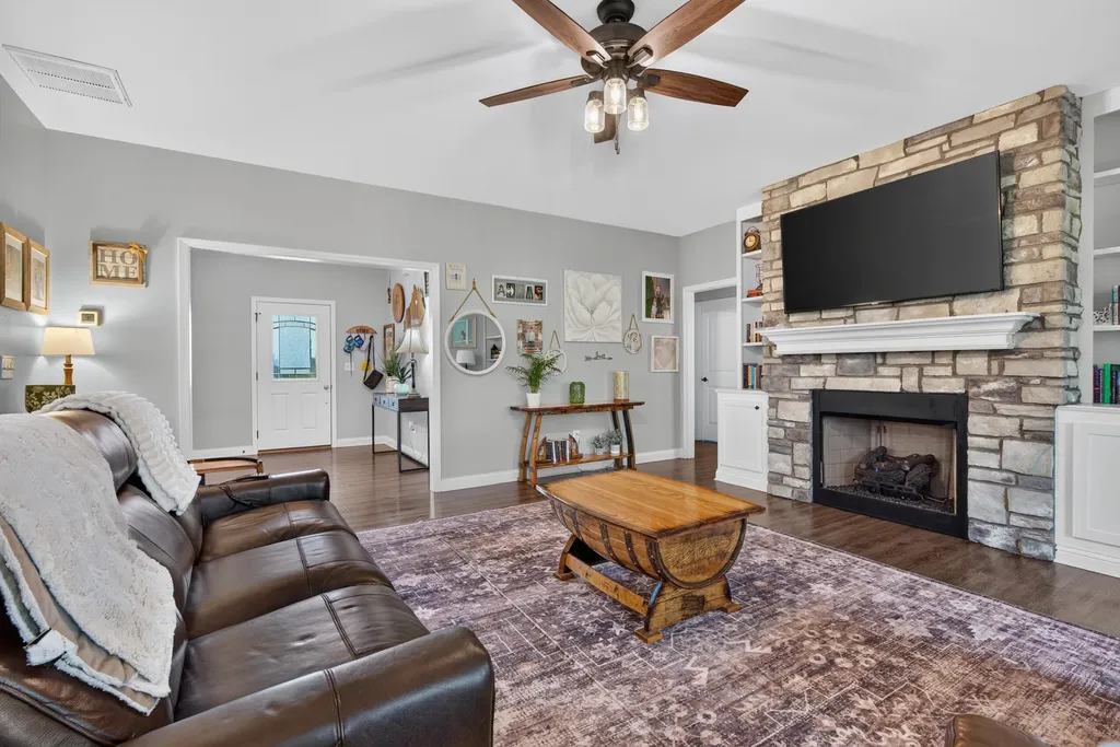 243 Inverness Trail Richmond KY 40475