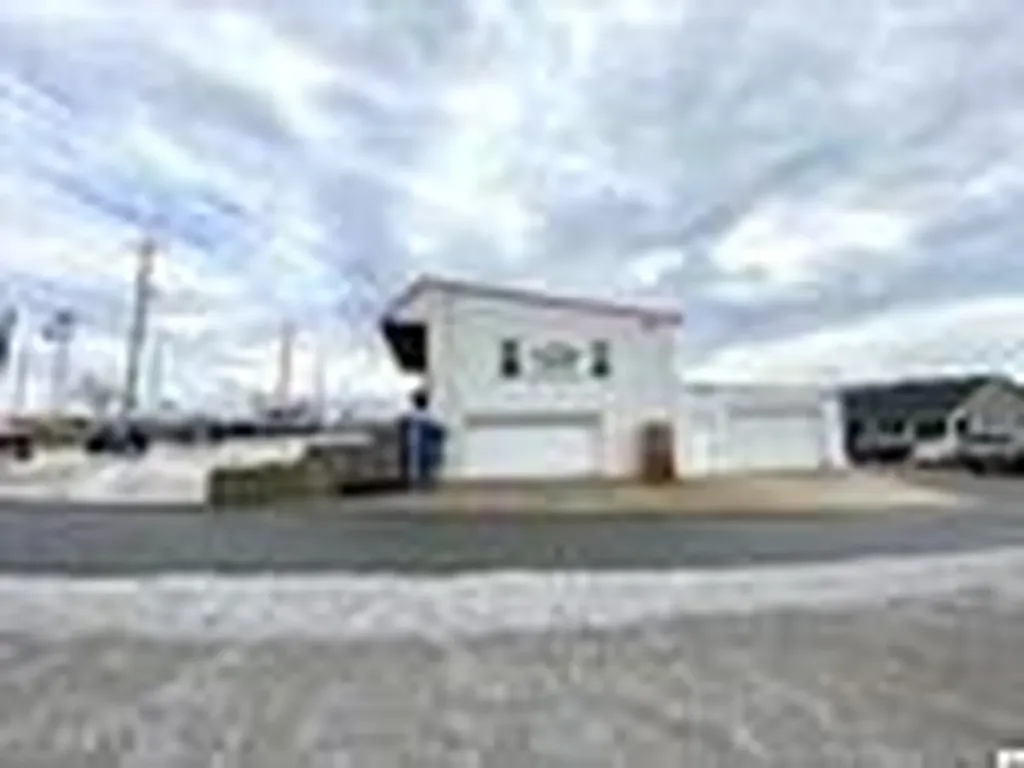 304 W Walnut Street Mayfield KY 42066