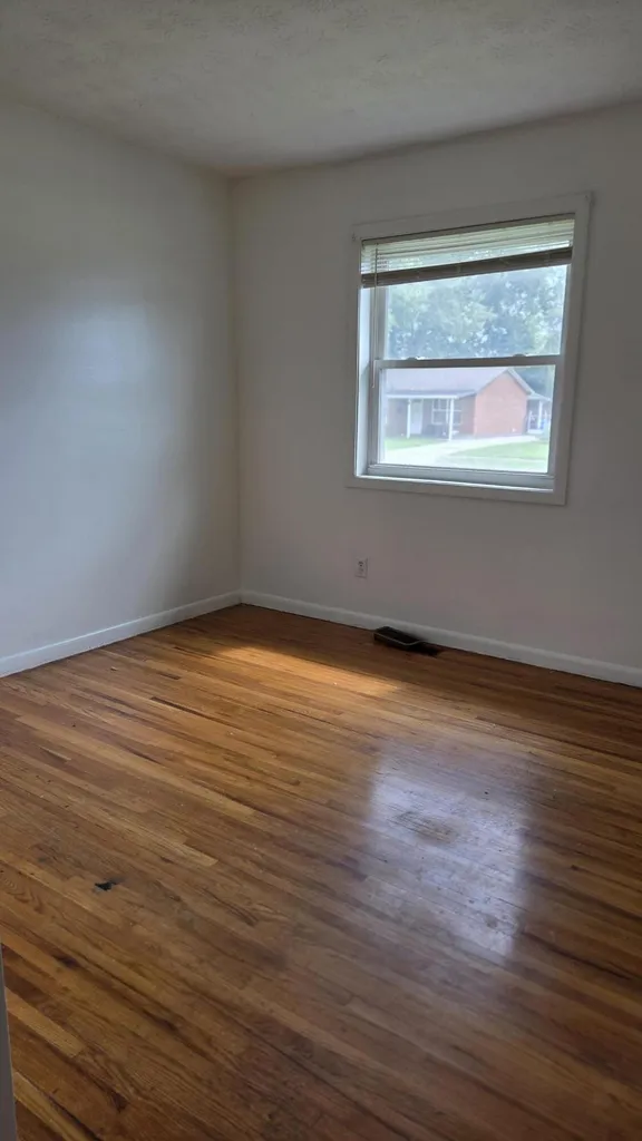 1021 St Martins Avenue Lexington KY 40511