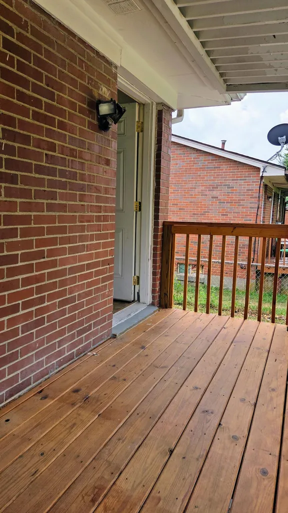 1021 St Martins Avenue Lexington KY 40511