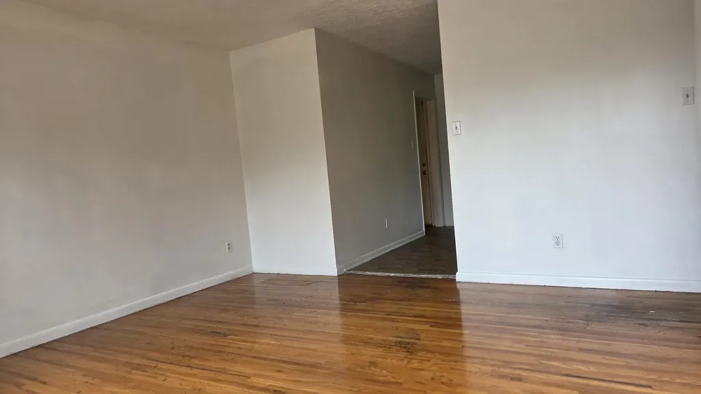 1021 St Martins Avenue Lexington KY 40511